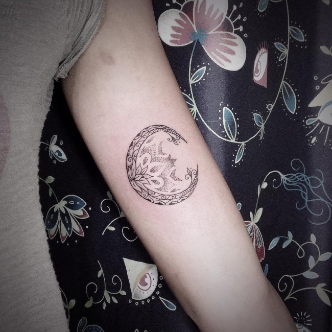 115 Best Moon Tattoo Designs Meanings Up In The Sky 19