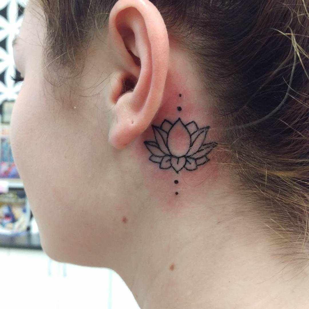 80-best-behind-the-ear-tattoo-designs-meanings-nice-gentle-2019