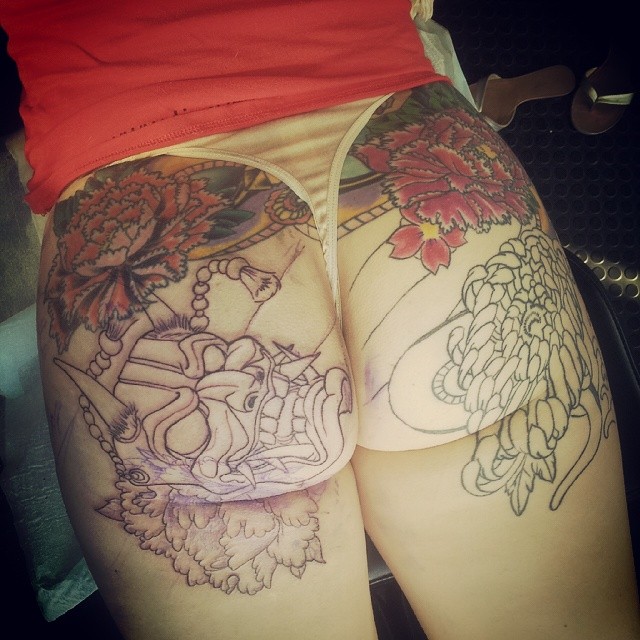 Female Butt Tattoo 92