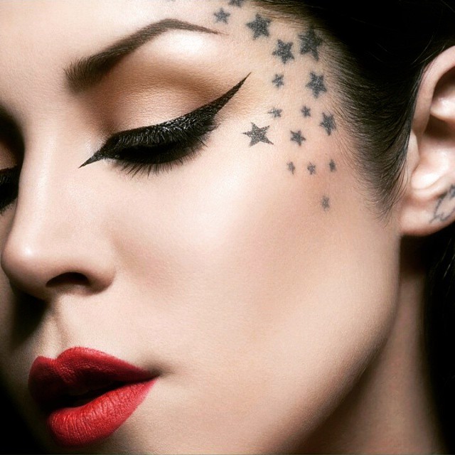 Фотография: Значение татуировки звезды и падающие звезды №4 - BigPicture.ru