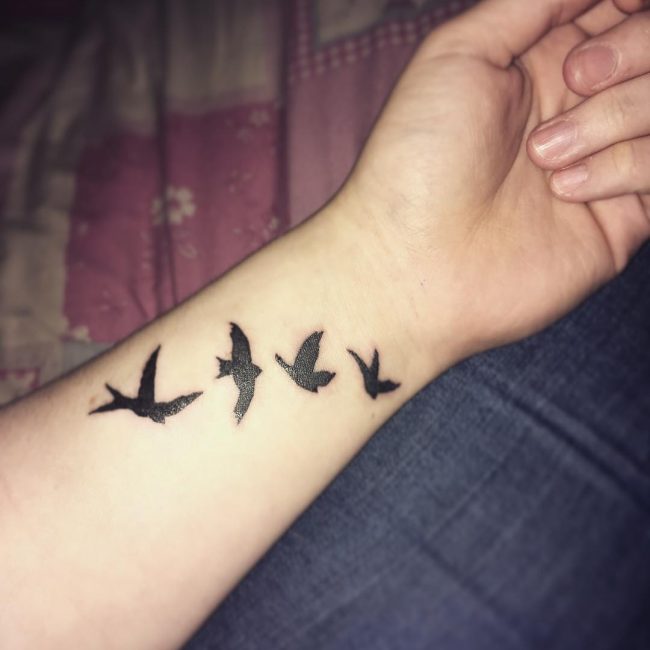 90 Best Small Wrist Tattoos Designs Meanings 2019
