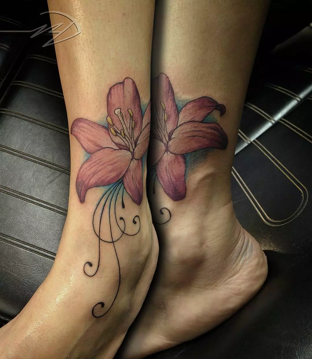 115+ Best Ankle Bracelet Tattoo Designs & Meanings 2019