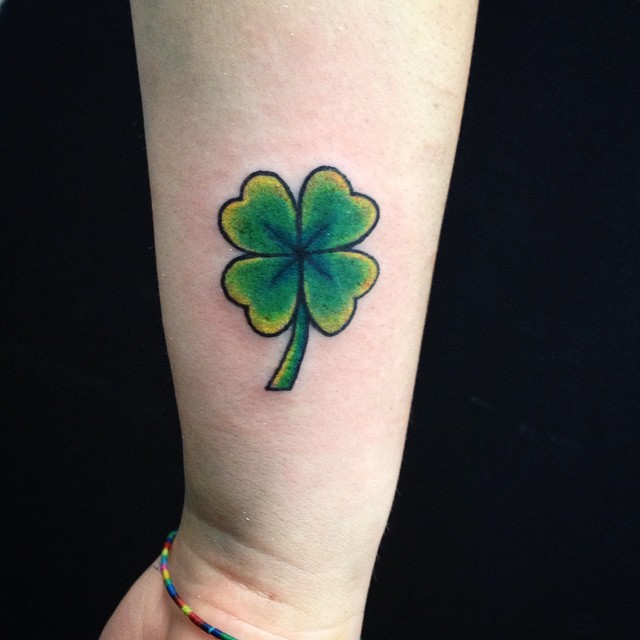 70+ Best Four Leaf Clover Tattoo Ideas and Designs Lucky Plant (2018)