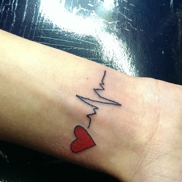 30 Heartbeat Tattoo Designs & Meanings Feel Your Own Rhythm