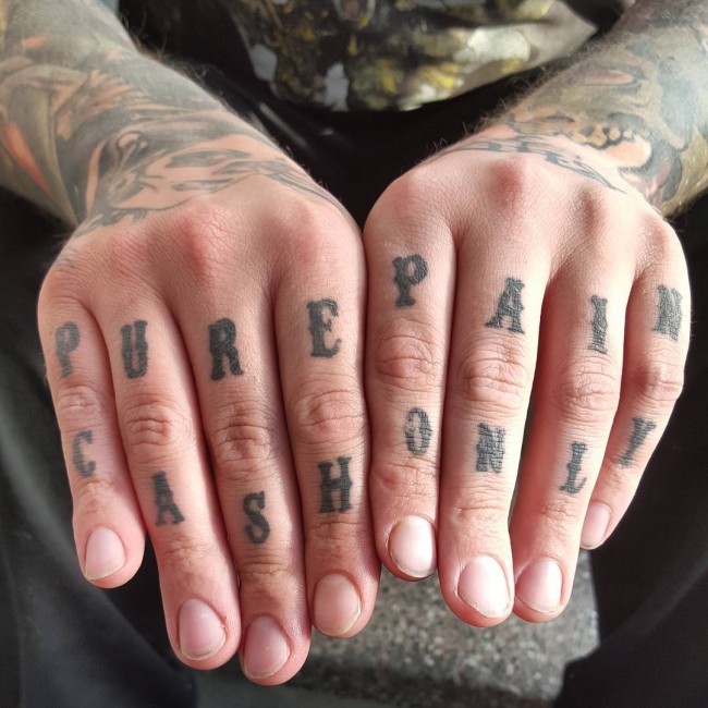 knuckle tattoos