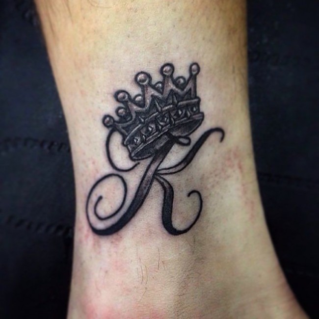 60 Charming Initial Tattoo Designs Keep A Loved One Closer