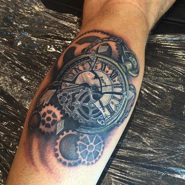 125+ Timeless Pocket Watch Tattoo Ideas - A Classic and ...