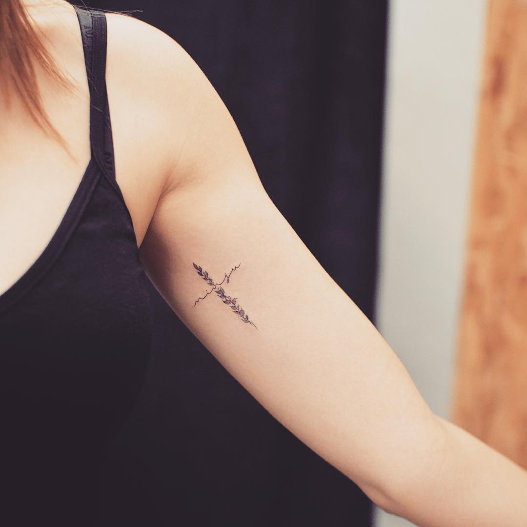 50 Unique Small Cross Tattoo Designs Simple And Lovely Yet