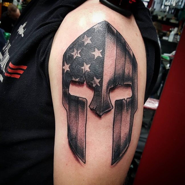 Featured image of post Spartan Helmet Tattoo Ideas