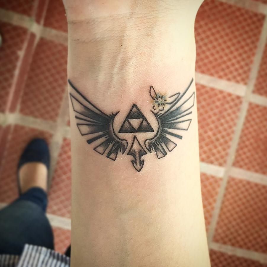 85+ Mighty Triforce Tattoo Designs & Meaning - Discover The Golden Power