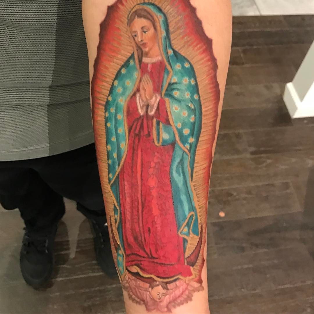 75+ Best Spiritual Virgin Mary Tattoo Designs & Meanings (2019)