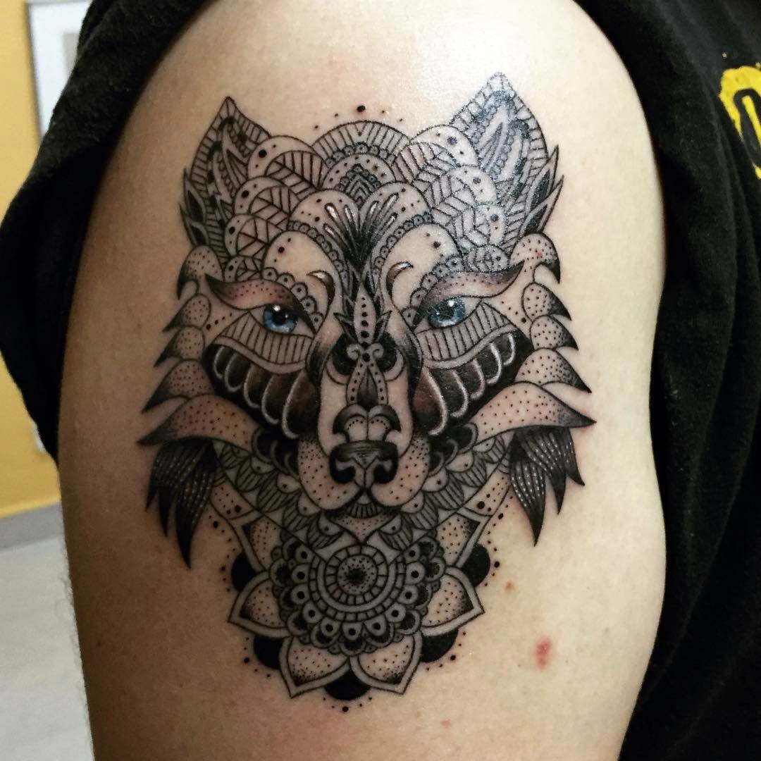 95+ Best Tribal Lone Wolf Tattoo Designs & Meanings (2019)