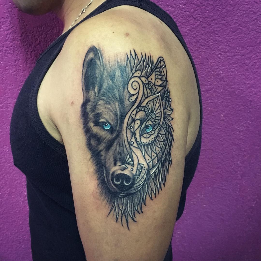 95+ Cele mai bune modele și Semnificații de tatuaje tribale Lone Wolf