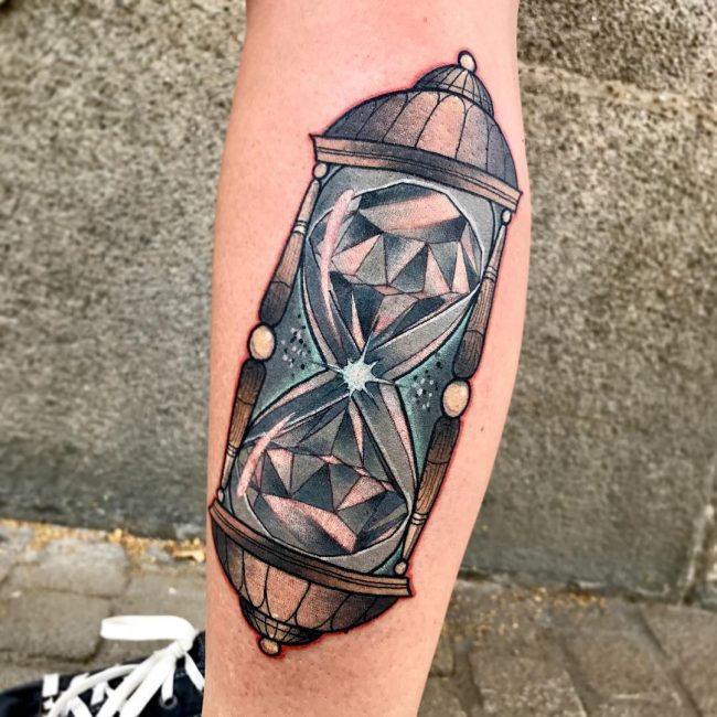 85 Best Hourglass Tattoo Designs And Meanings Time Is Flying 2019