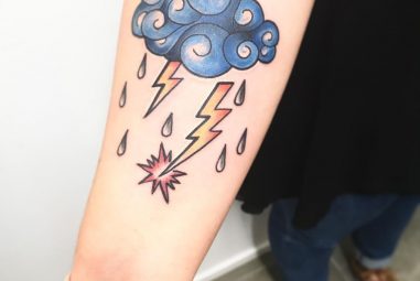 105+ Pretty Atmospheric Cloud Tattoo Designs & Meanings – Love is in the Air (2017)