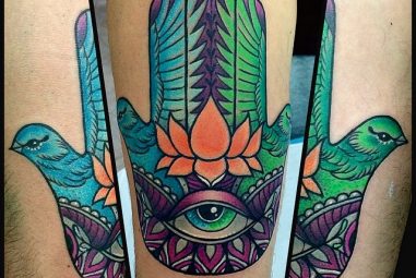 80+ Spiritual Hamsa Tattoo Meaning and Designs – Symbol Of Protection