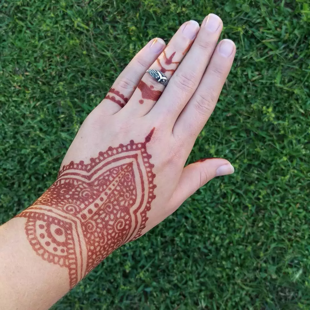 How Long do Henna Tattoos Last - 75+ Inspirational Designs (2019)