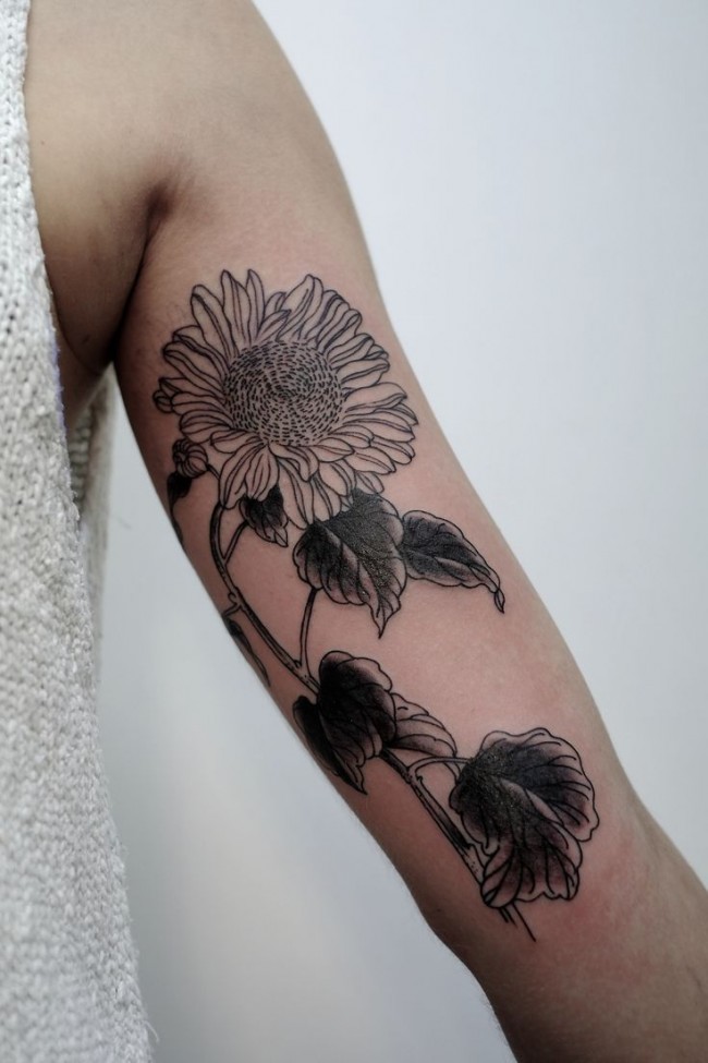 Aggregate more than 69 wilted sunflower tattoo best - in.cdgdbentre