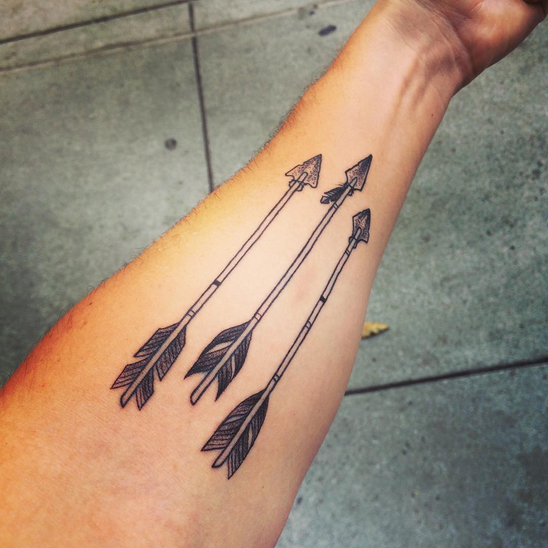 75+ Best Arrow Tattoo Designs & Meanings - Good Choice for ...