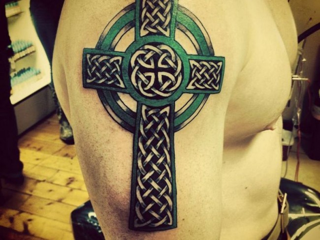 30 Best Images of Celtic Cross Tattoo