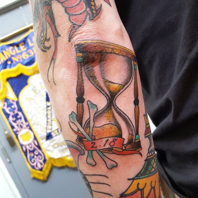 hourglass-tattoo (24)