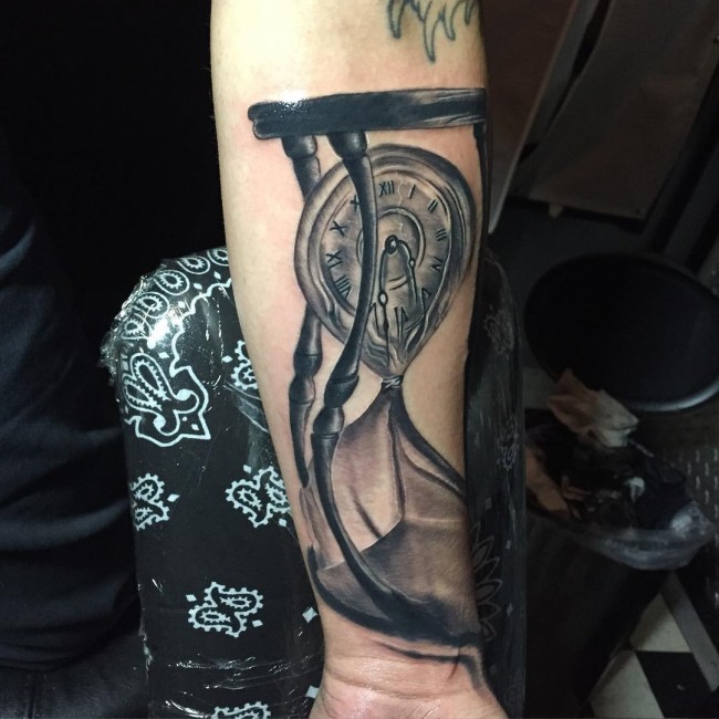 hourglass-tattoo (28)