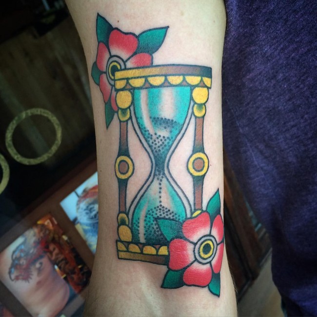 hourglass-tattoo (3)