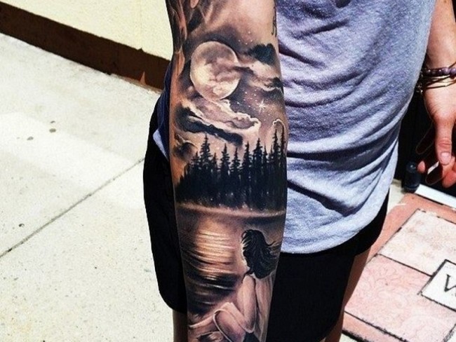 moon tattoo