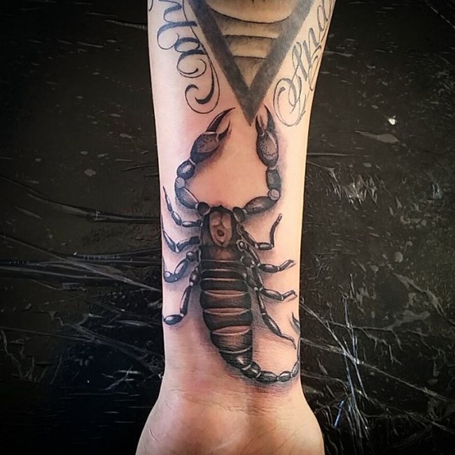 scorpion-tattoo (5)