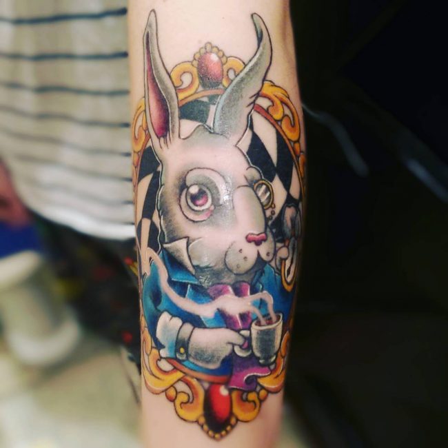 Alice-in-Wonderland-Tattoo_