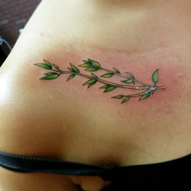 Collarbone Tatto