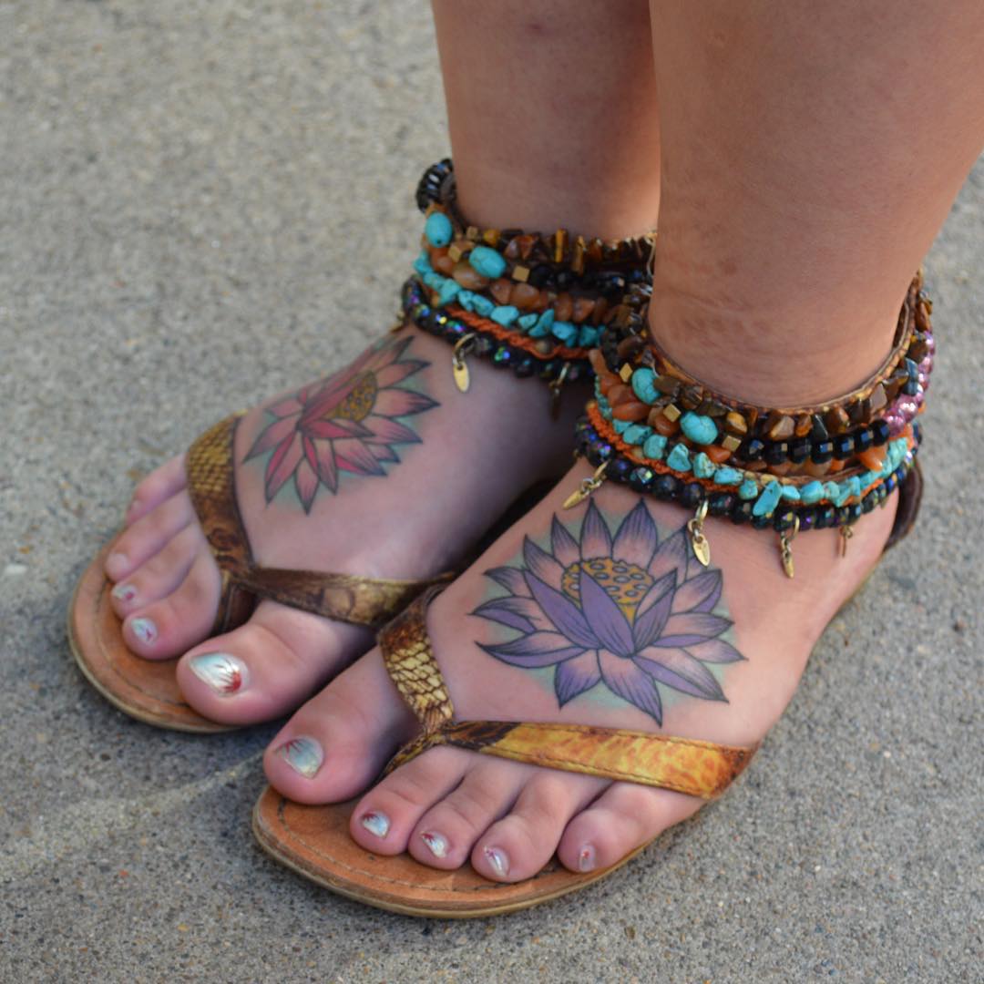 Лучший feet. Этническое тату на стопе женские. Tattoo ideas for female foot. Ankle to foot Tattoo Art.
