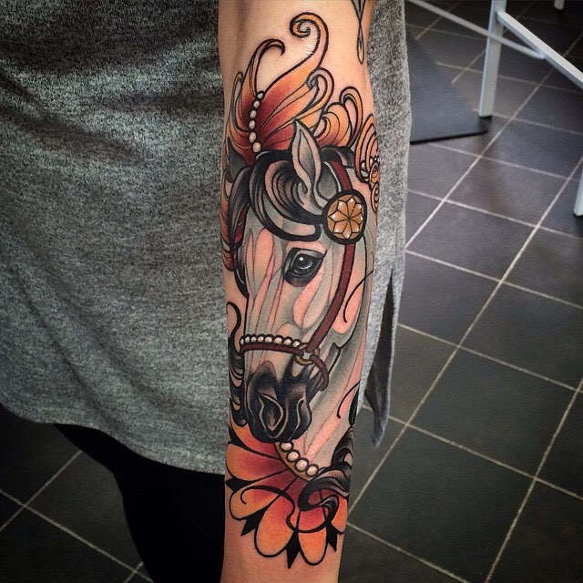 horse design tattoo