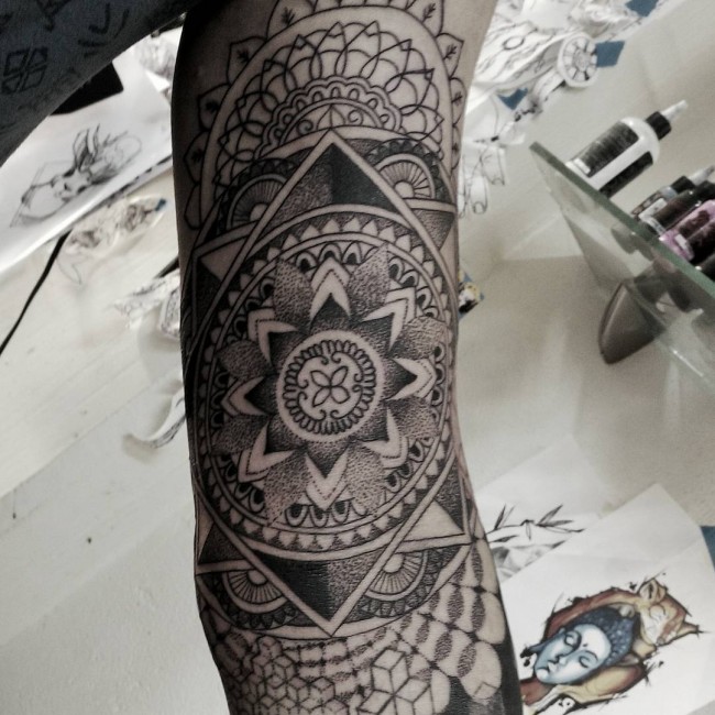 mandala tattoos (2)