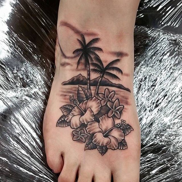 120+ Best Palm Tree Tattoo Designs and Meaning - [Ideas of 2019]