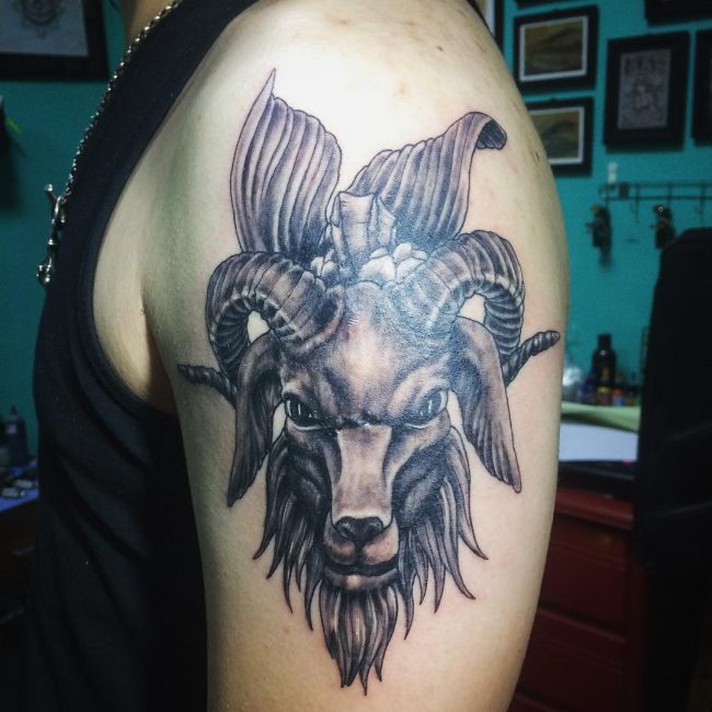 55+ Best Capricorn Tattoo Designs - Main Meaning is... (2019)