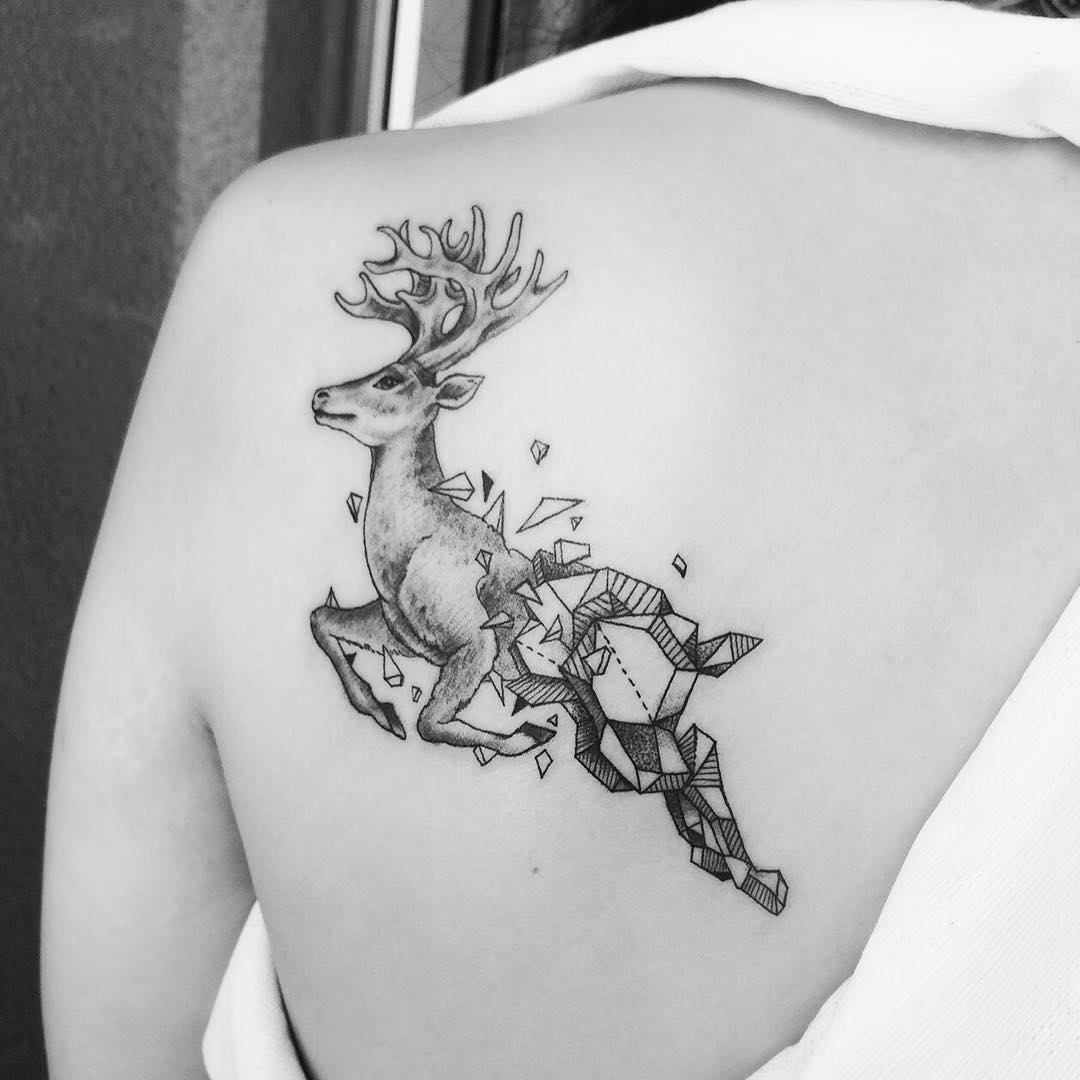 Types of the deer tattoos.