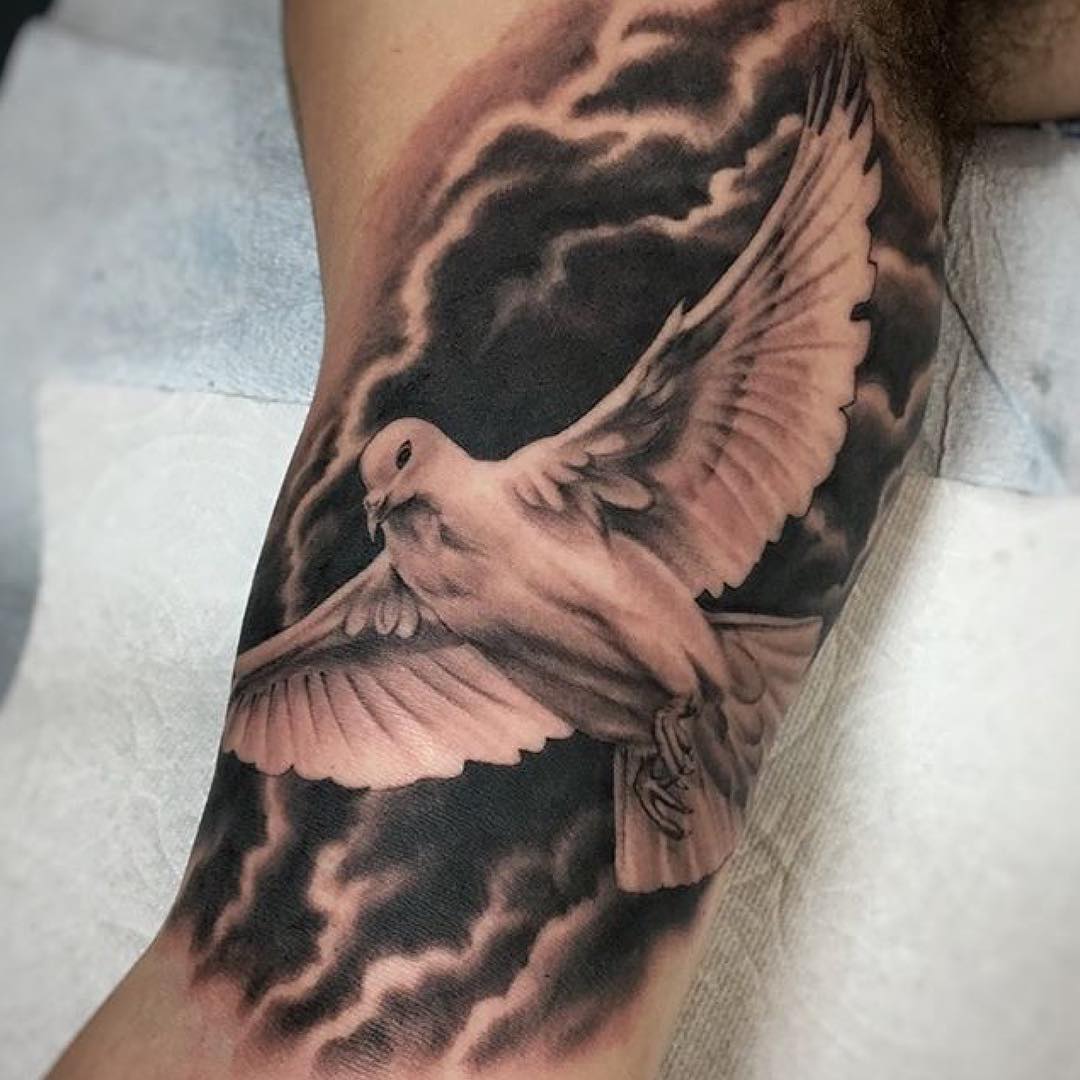 75+ Dove Tattoo Designs and Symbolic Meaning - Peace&Harmony (2019)