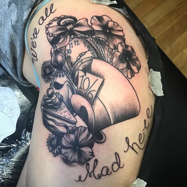 hip tattoo