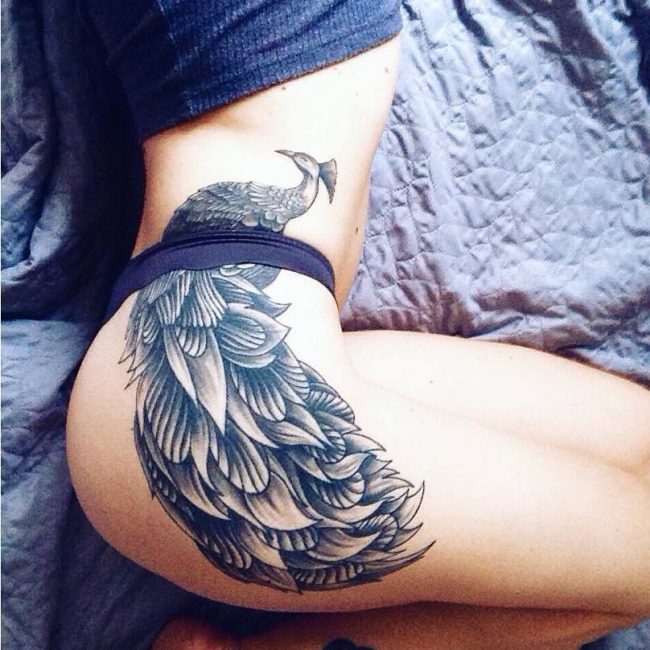 hip tattoo