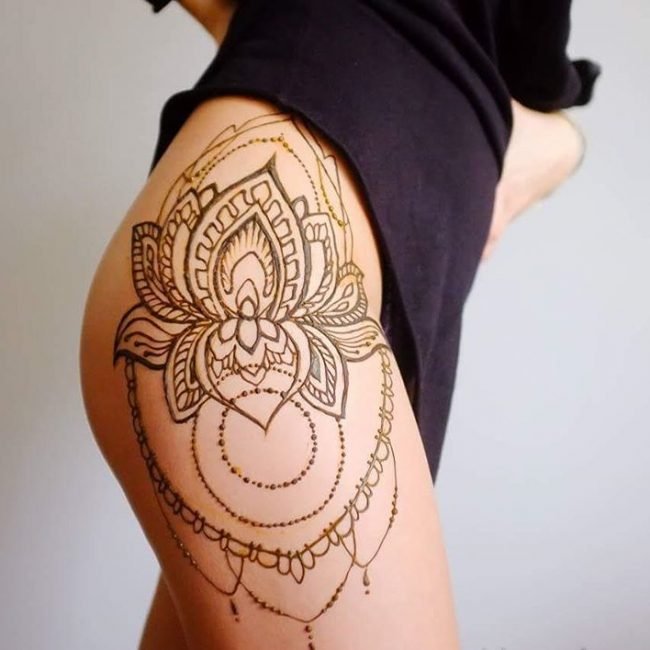 hip tattoo