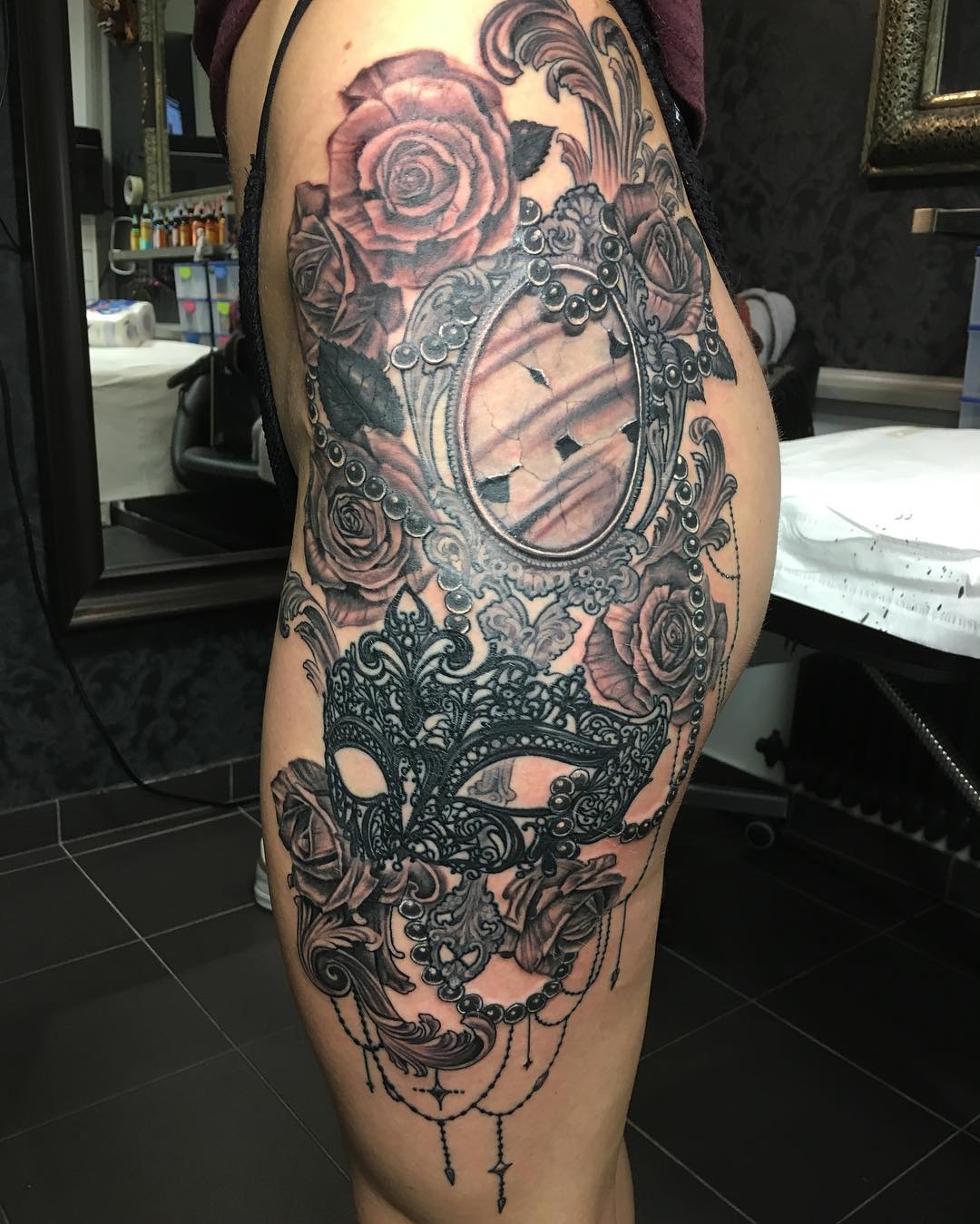 105 Best Hip Tattoo Designs Meanings For Girls 2019 