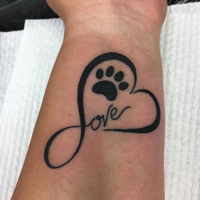 paw print tattoos