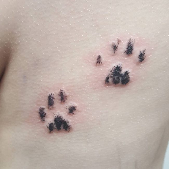 paw print tattoos