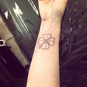 70+ Best Four Leaf Clover Tattoo Ideas and Designs - Lucky Plant (2019)