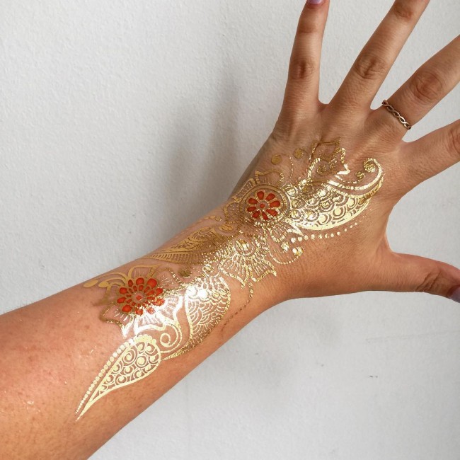 gold tattoo