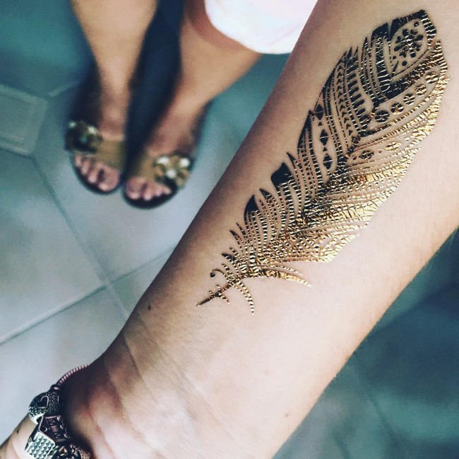 50 Gold Tattoo Designs And Ideas For Women Feel Like a Queen (2019)