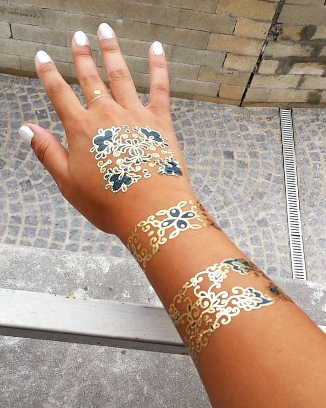 gold tattoo