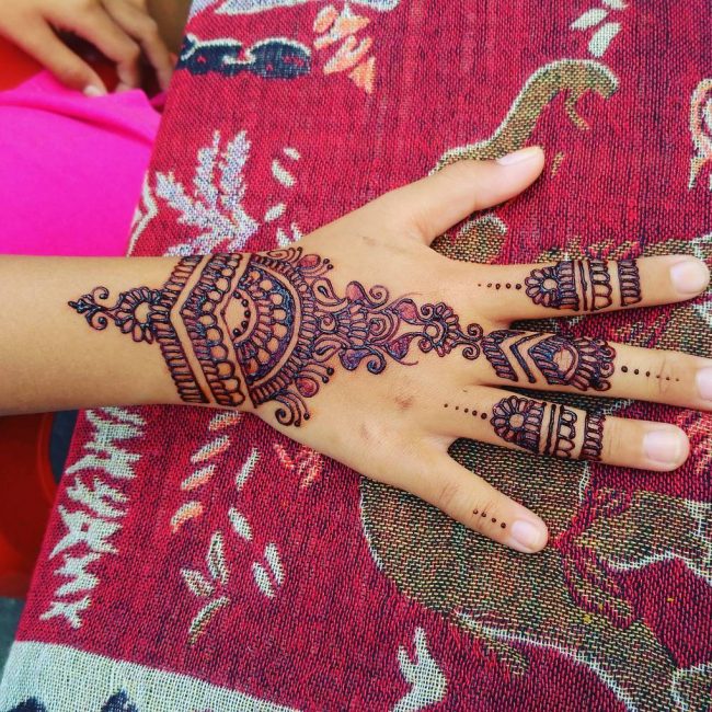 henna tattoo