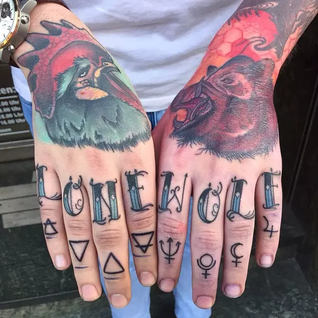 knuckle tattoos